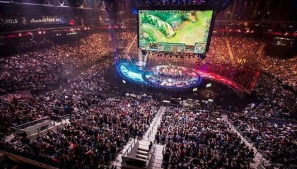 S15决赛宣传片《最后的战役》发布，引爆社交媒体。